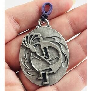 Vintage Kokopelli Cast Metal Keychain Pendant Silver Tone Keyring Pewter 169 Hop